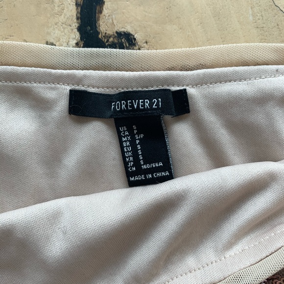 Small rose gold sparkly forever 21 skirt - Picture 3 of 3